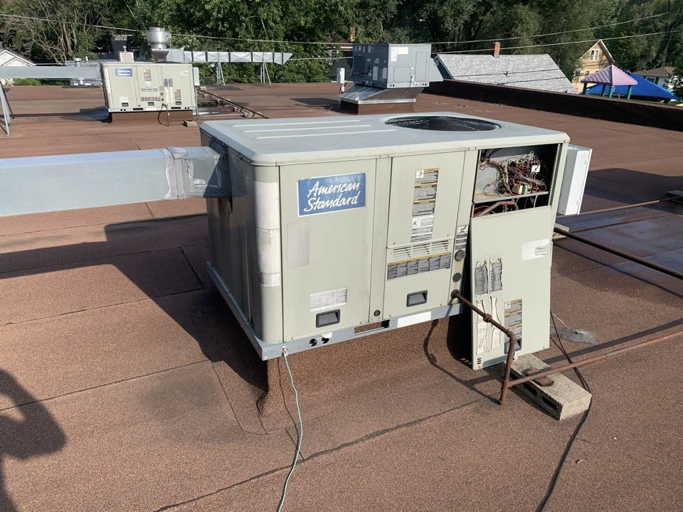 Need a reliable Air Conditioning repair company? Call (630) 406-9082 today!